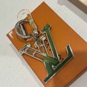 L v key chain